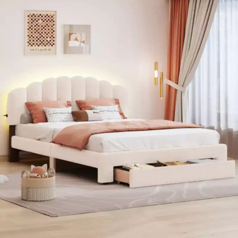 Queen-Size Upholstered Platform Bed in Teddy Fleece with Storage Compartment