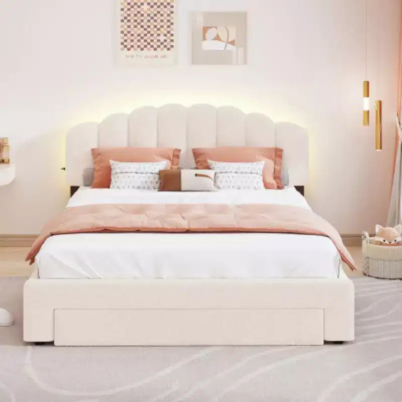 Lit plateforme capitonné Queen-Size en polaire Teddy avec compartiment de rangement
