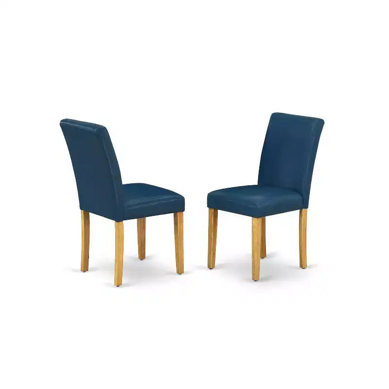 Table à dînette ronde en chêne de 36 pouces, 55 pièces, et deux chaises Parson