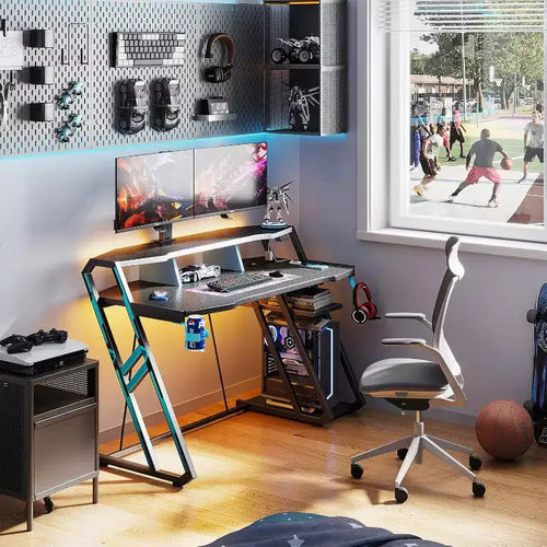 -Bureau Gamer de 122 cm avec Prise Électrique, Lumières LED et Étagère de Rangement pour PC en Fibre de Carbone